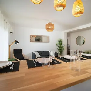  Appartement Fully Equipped With Parking 6 Beds